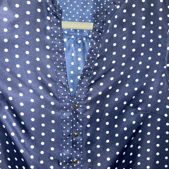 THE LIMITED womens polka dot navy blue blouse - Picture 2 of 7